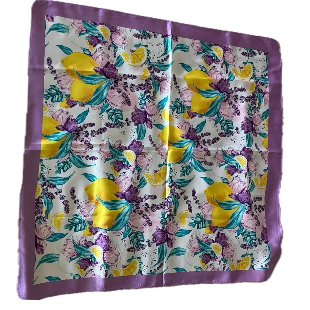 Amalfi Coast Silk Blend Lemon Square Scarf NWT
